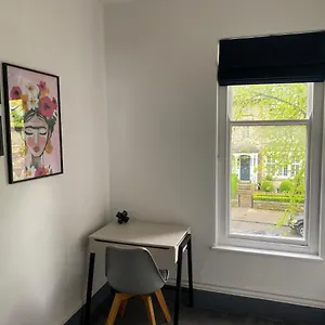 Dragon Parade Apartment Harrogate
